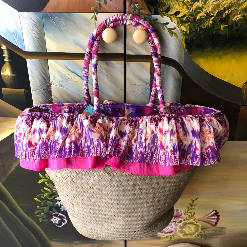 NWT SUMMER DESIGNER STRAW TOTE